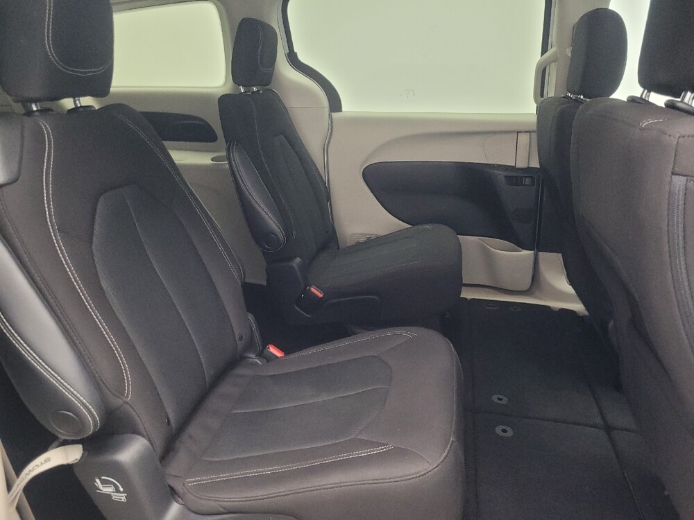 2023 Chrysler Voyager in Ft Wayne, IN 46805 - 18128347 19