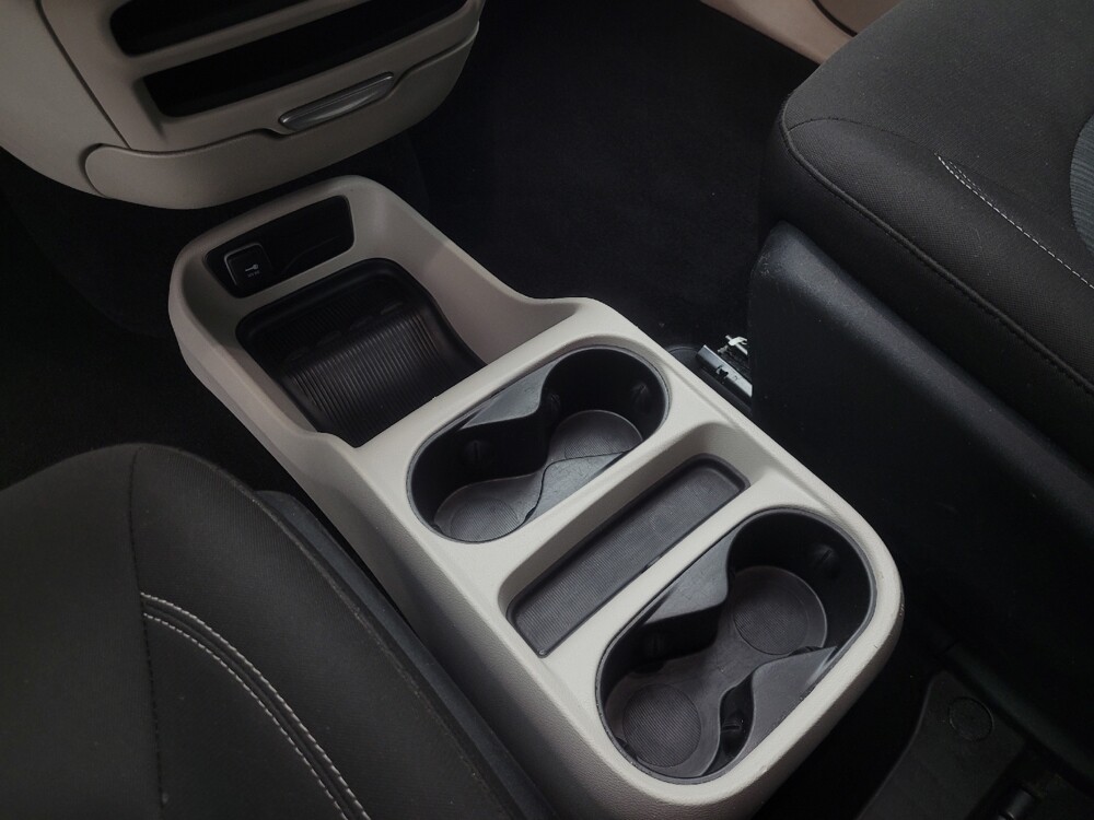 2023 Chrysler Voyager in Ft Wayne, IN 46805 - 18128347 26