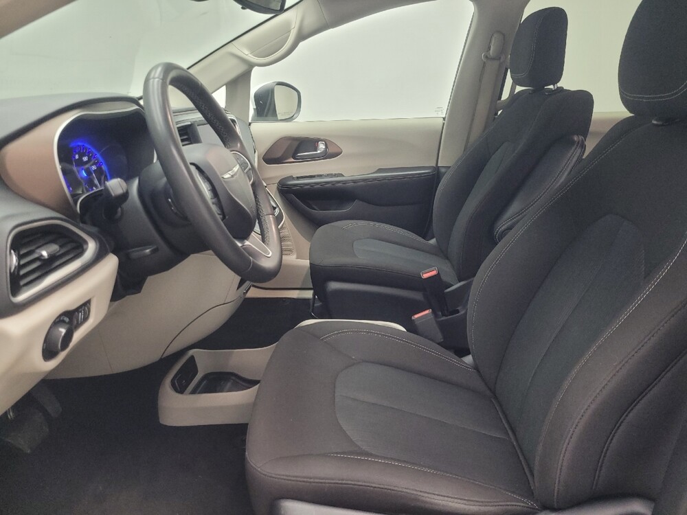 2023 Chrysler Voyager in Ft Wayne, IN 46805 - 18128347 17