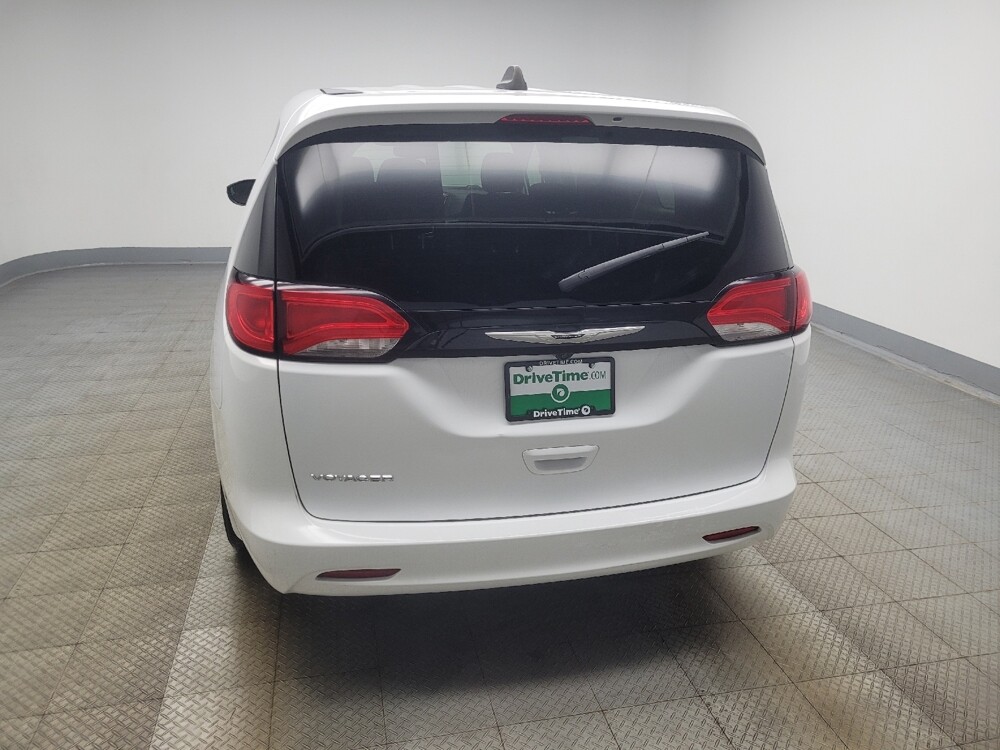 2023 Chrysler Voyager in Ft Wayne, IN 46805 - 18128347 6