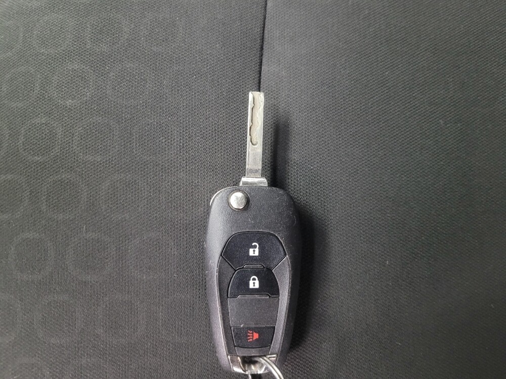 2019 Chevrolet Trax in Highland, IN 46322 - 18128350 32