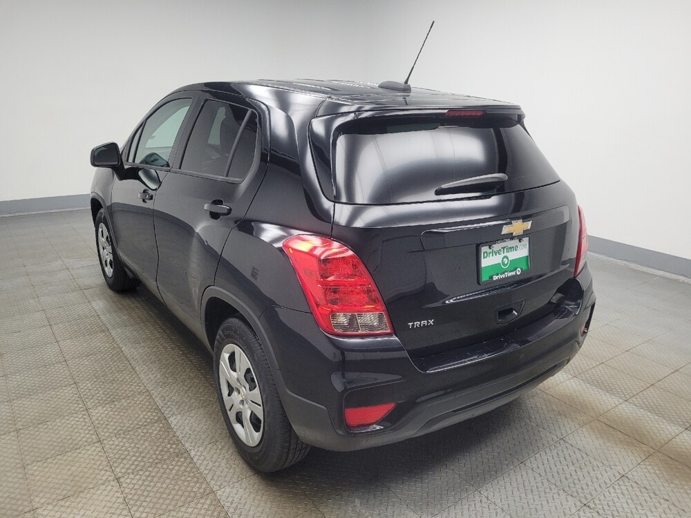 2019 Chevrolet Trax in Highland, IN 46322 - 18128350 5