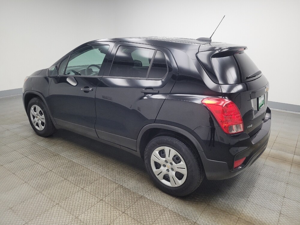 2019 Chevrolet Trax in Highland, IN 46322 - 18128350 3