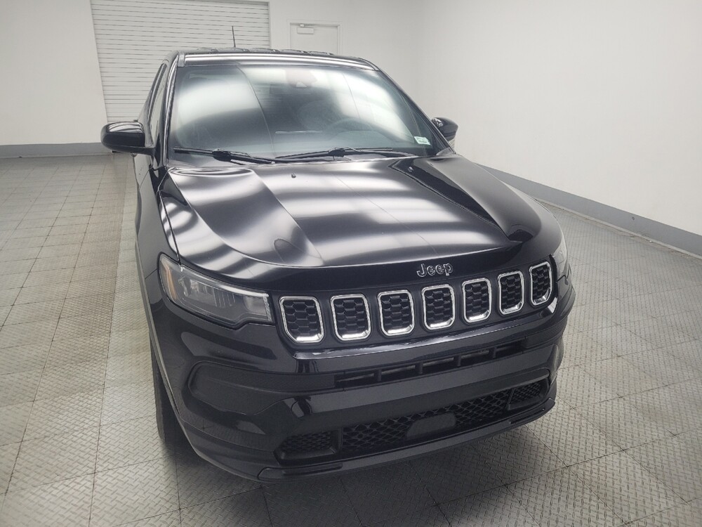 2024 Jeep Compass in Ft Wayne, IN 46805 - 18128353 14