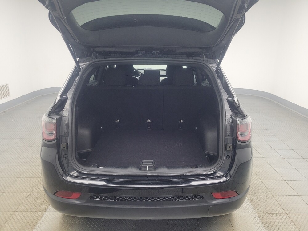 2024 Jeep Compass in Ft Wayne, IN 46805 - 18128353 29