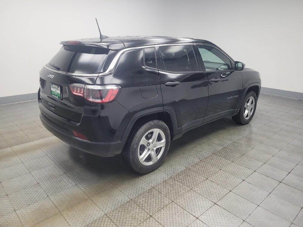 2024 Jeep Compass in Ft Wayne, IN 46805 - 18128353 10