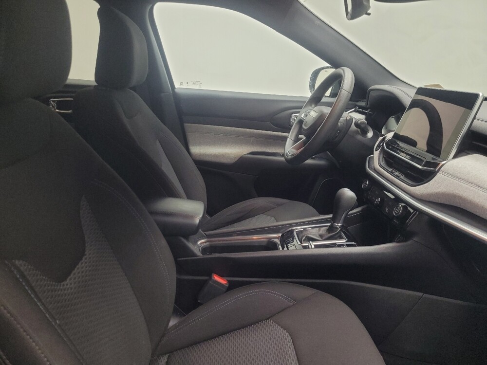 2024 Jeep Compass in Ft Wayne, IN 46805 - 18128353 21