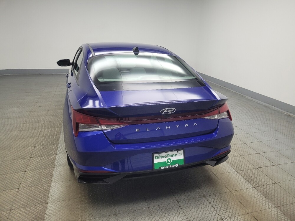 2023 Hyundai Elantra in Indianapolis, IN 46222 - 18128354 6