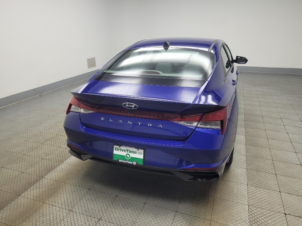 2023 Hyundai Elantra in Indianapolis, IN 46222 - 18128354 7