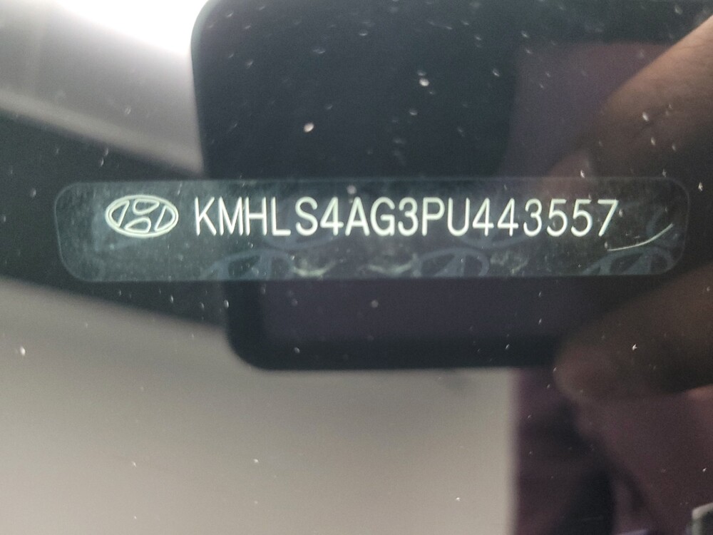 2023 Hyundai Elantra in Indianapolis, IN 46222 - 18128354 33