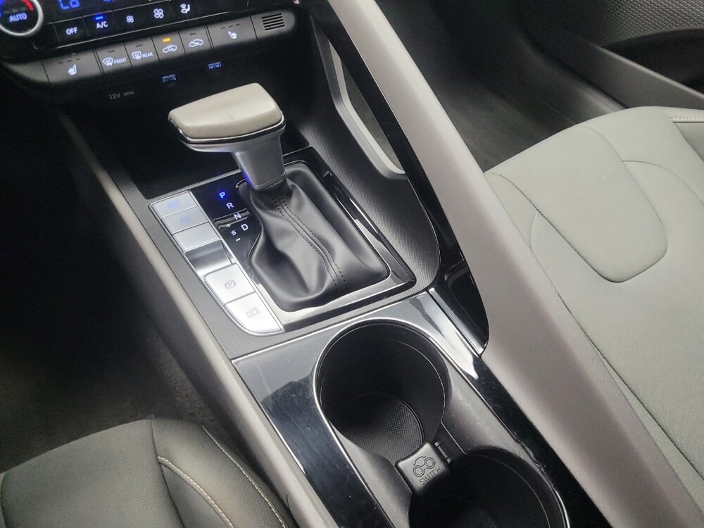 2023 Hyundai Elantra in Indianapolis, IN 46222 - 18128354 26