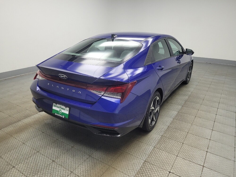 2023 Hyundai Elantra in Indianapolis, IN 46222 - 18128354 9