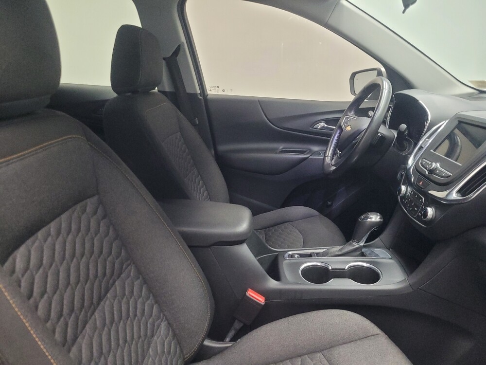 2019 Chevrolet Equinox in Indianapolis, IN 46222 - 18128356 21