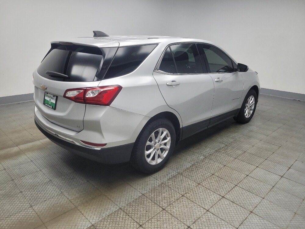 2019 Chevrolet Equinox in Indianapolis, IN 46222 - 18128356 10