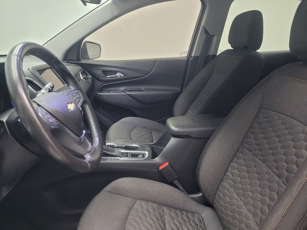 2019 Chevrolet Equinox in Indianapolis, IN 46222 - 18128356 17