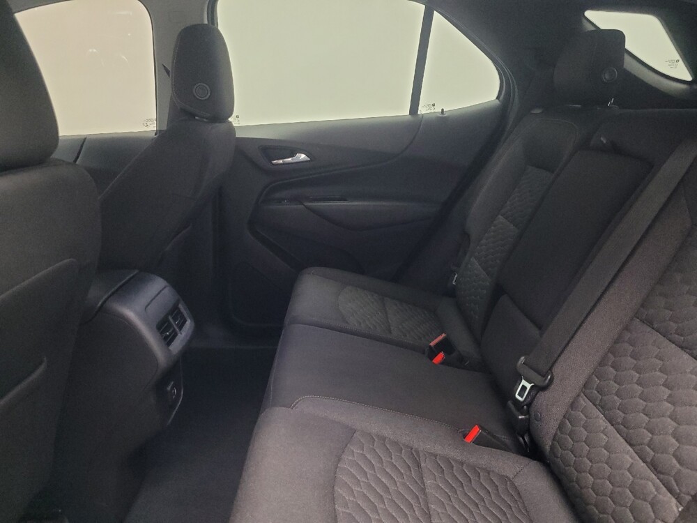 2019 Chevrolet Equinox in Indianapolis, IN 46222 - 18128356 18