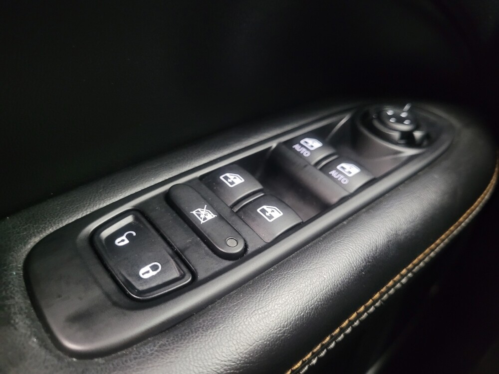 2019 Jeep Compass in Highland, IN 46322 - 18128358 27