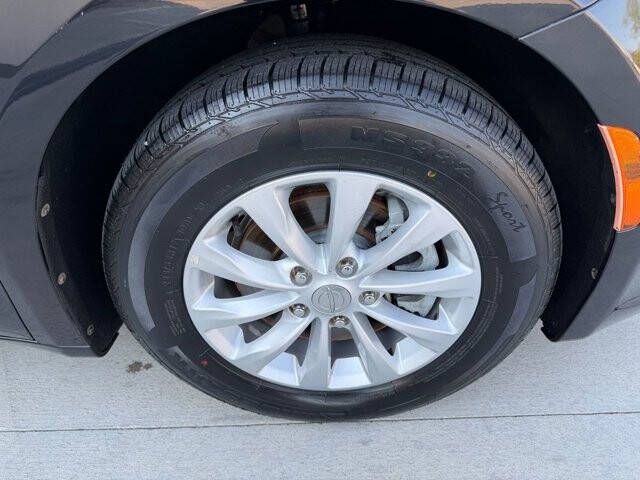 2017 Chrysler Pacifica in Knoxville, TN 37920 - 18128360 29