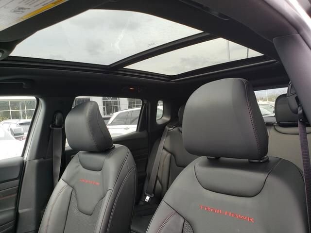 2026 Jeep Compass in Bedford, OH 44146 - 18128367 7