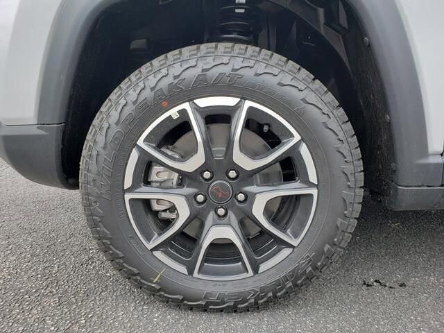 2026 Jeep Compass in Bedford, OH 44146 - 18128367 12