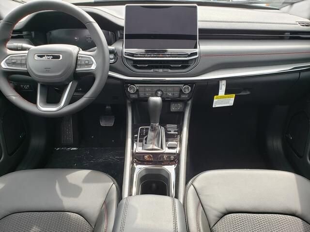 2026 Jeep Compass in Bedford, OH 44146 - 18128367 9