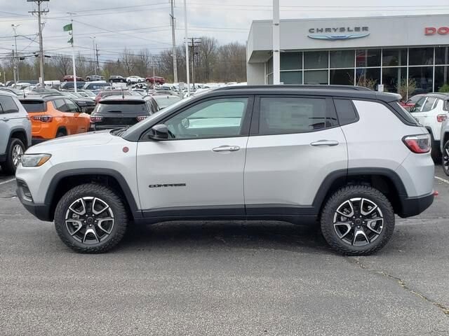 2026 Jeep Compass in Bedford, OH 44146 - 18128367 2