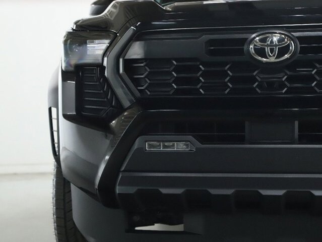 2025 Toyota Tacoma in Bedford, OH 44146 - 18128368 6