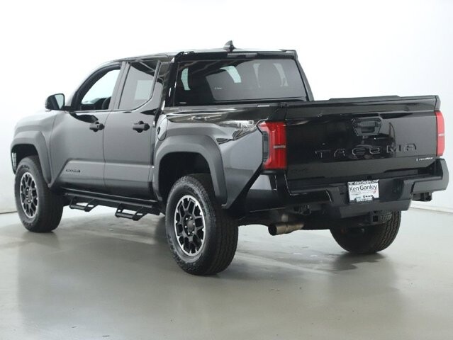 2025 Toyota Tacoma in Bedford, OH 44146 - 18128368 41