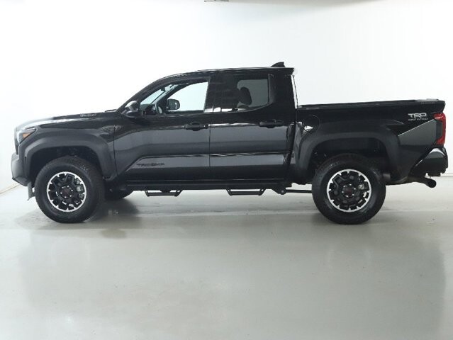 2025 Toyota Tacoma in Bedford, OH 44146 - 18128368 39