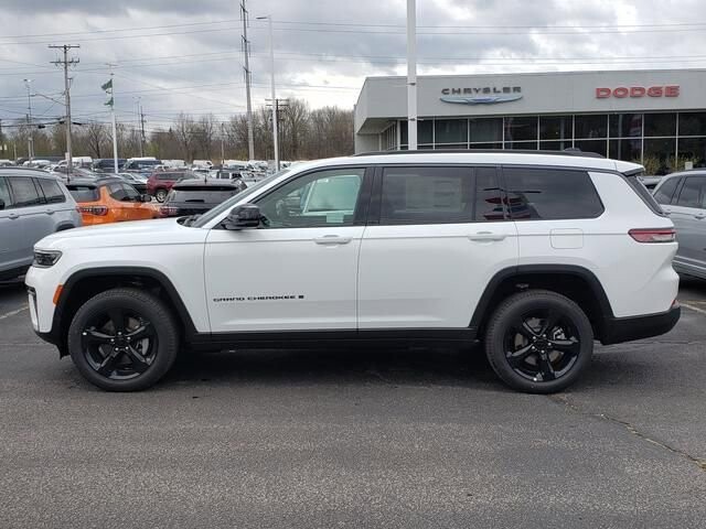 2026 Jeep Grand Cherokee L in Bedford, OH 44146 - 18128370 2