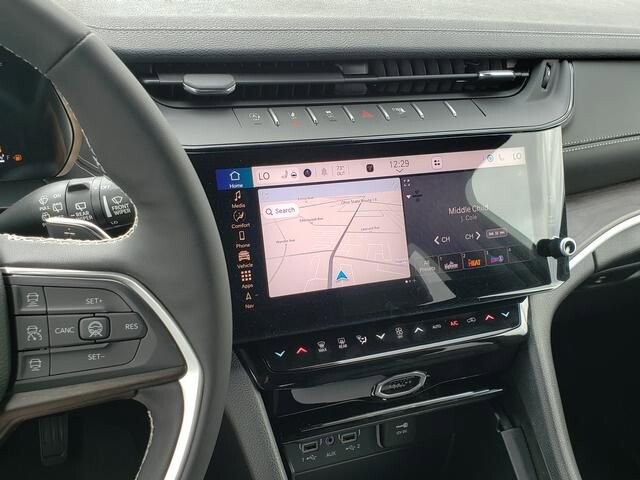 2026 Jeep Grand Cherokee L in Bedford, OH 44146 - 18128370 11