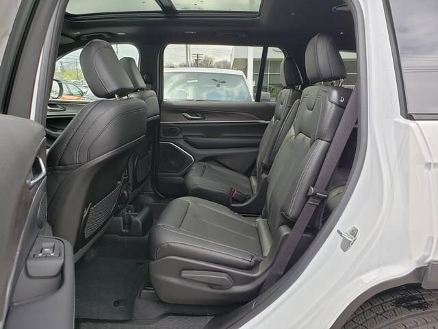 2026 Jeep Grand Cherokee L in Bedford, OH 44146 - 18128370 8