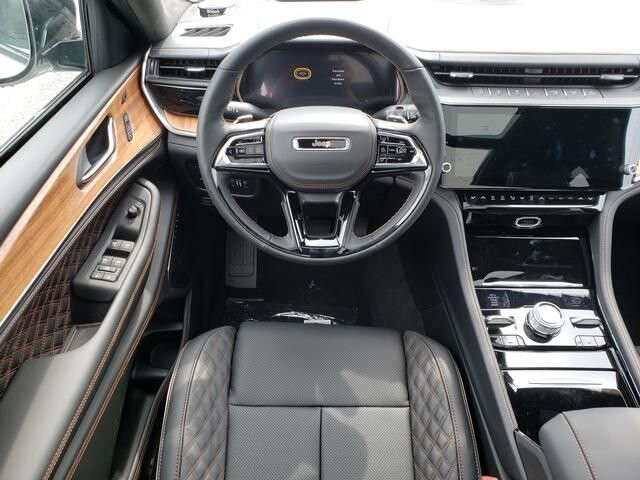 2026 Jeep Grand Cherokee L in Bedford, OH 44146 - 18128372 10