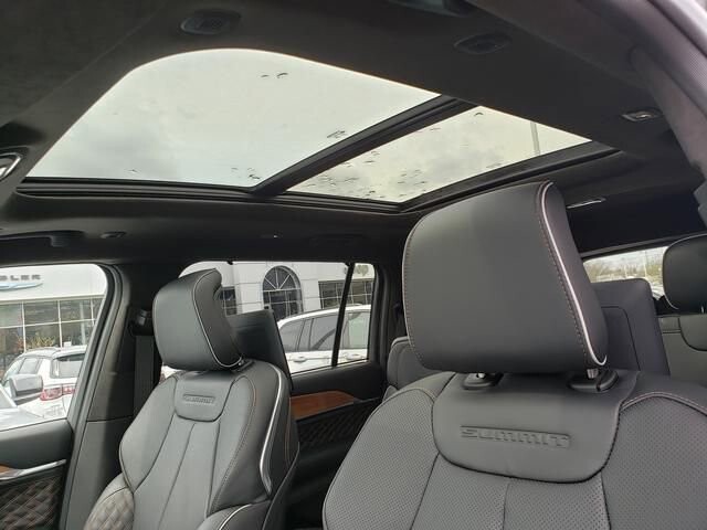 2026 Jeep Grand Cherokee L in Bedford, OH 44146 - 18128372 7