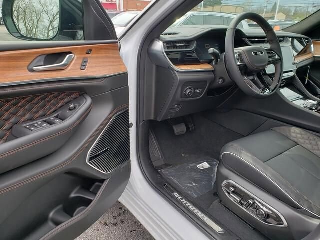 2026 Jeep Grand Cherokee L in Bedford, OH 44146 - 18128372 6