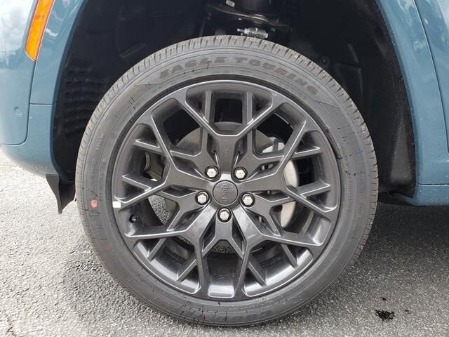 2026 Jeep Grand Cherokee L in Bedford, OH 44146 - 18128373 12