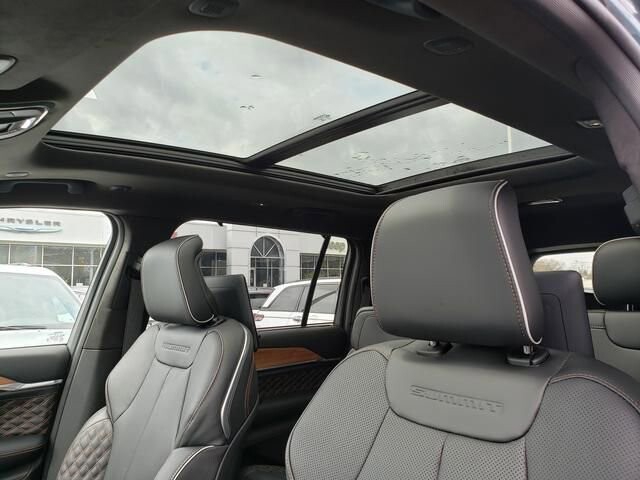 2026 Jeep Grand Cherokee L in Bedford, OH 44146 - 18128373 7