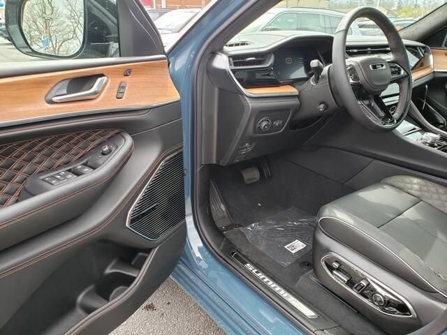 2026 Jeep Grand Cherokee L in Bedford, OH 44146 - 18128373 6