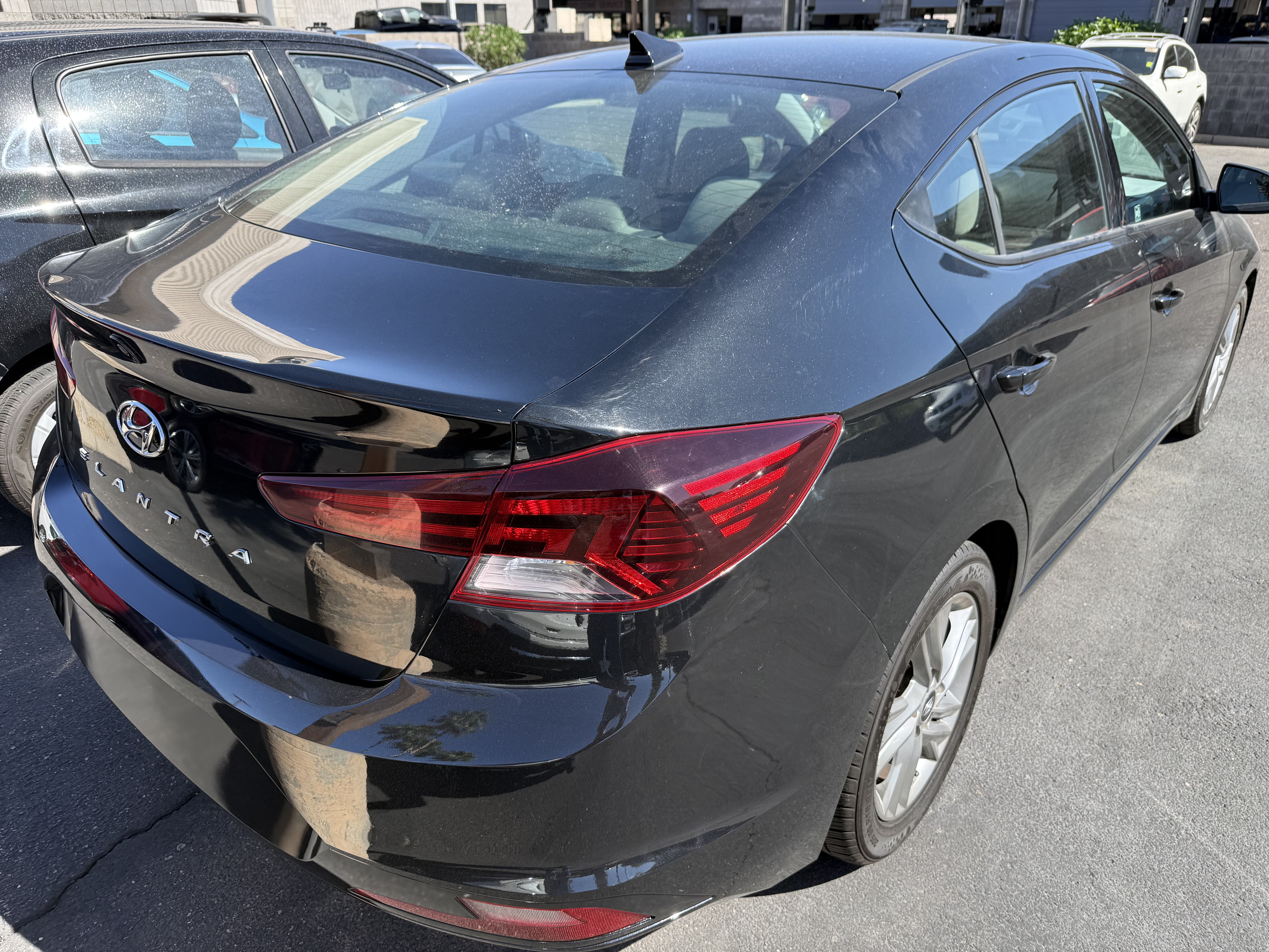 2020 Hyundai Elantra in Phoenix, AZ 85022 - 18128383 4