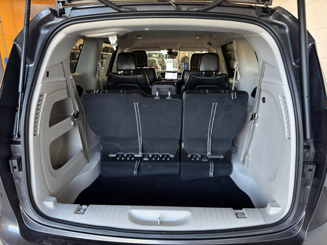 2023 Chrysler Pacifica in Burlington, WI 53105 - 18128389 22