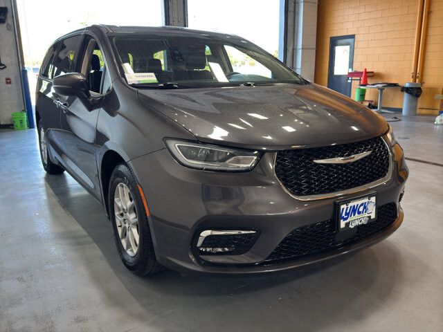 2023 Chrysler Pacifica in Burlington, WI 53105 - 18128389 7