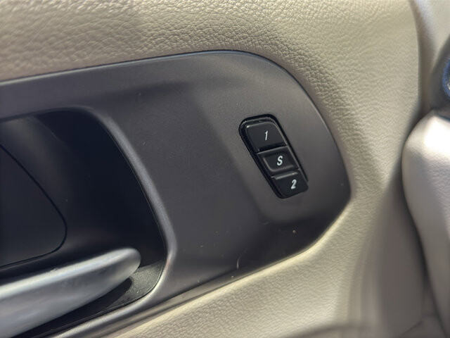 2023 Chrysler Pacifica in Burlington, WI 53105 - 18128389 34