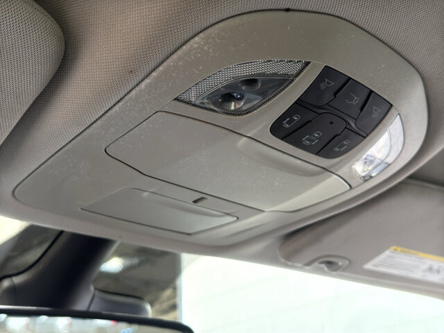 2023 Chrysler Pacifica in Burlington, WI 53105 - 18128390 36