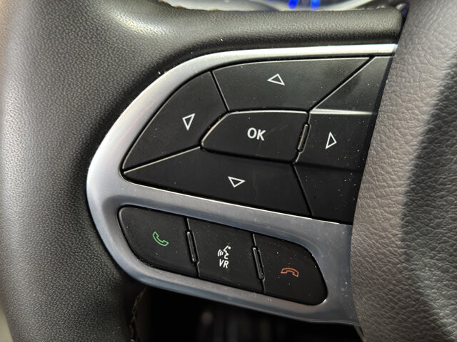 2023 Chrysler Pacifica in Burlington, WI 53105 - 18128392 25