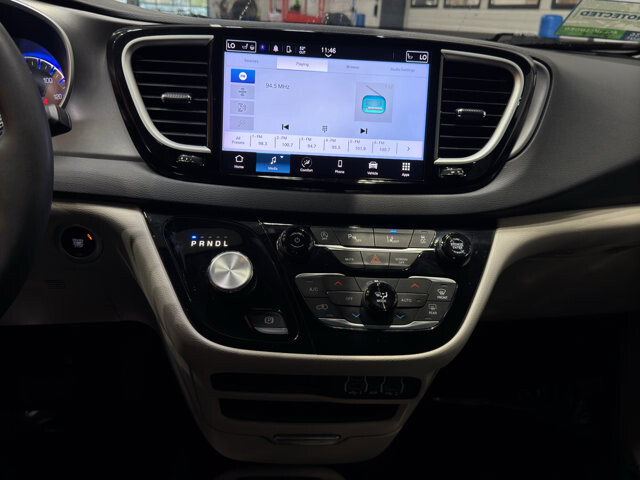 2023 Chrysler Pacifica in Burlington, WI 53105 - 18128392 29