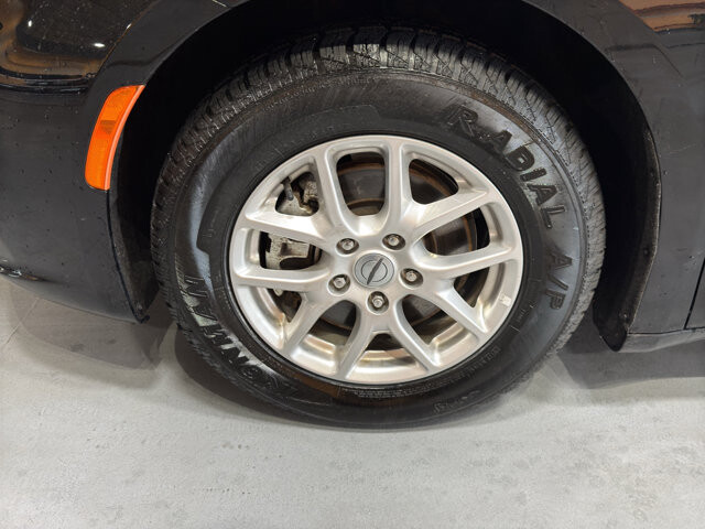 2023 Chrysler Pacifica in Burlington, WI 53105 - 18128392 9