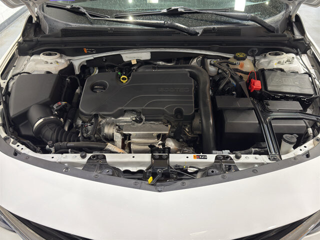 2022 Chevrolet Malibu in Burlington, WI 53105 - 18128396 33