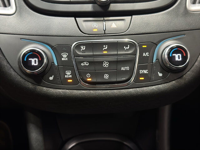 2022 Chevrolet Malibu in Burlington, WI 53105 - 18128396 28
