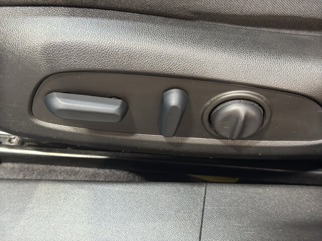 2022 Chevrolet Malibu in Burlington, WI 53105 - 18128396 14