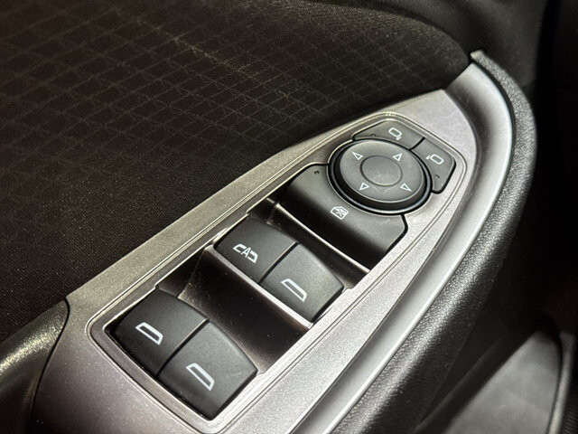 2022 Chevrolet Malibu in Burlington, WI 53105 - 18128396 31